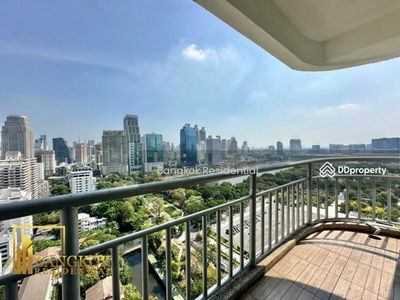 Lake Green, Bangkok, Thailand Lake Green, Bangkok, Thailand