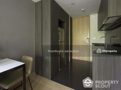 Via 49, Bangkok, Thailand Via 49, Bangkok, Thailand