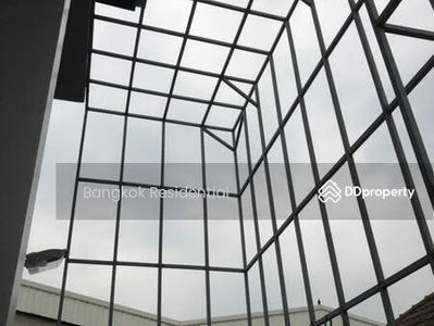 5 Bed House in Sukhumvit 36, Thonglor, Bangkok, Thailand 5 Bed House in Sukhumvit 36, Thonglor, Bangkok, Thailand