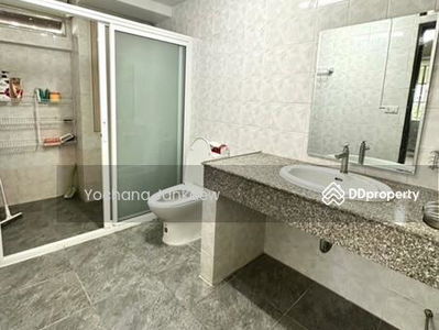 Pikul Place, Bangkok, Thailand Pikul Place, Bangkok, Thailand