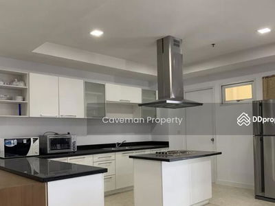 Nusasiri Grand, Bangkok, Thailand Nusasiri Grand, Bangkok, Thailand