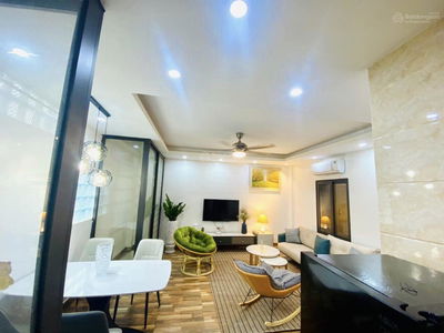 Ho Tung Mau Street, Vietnam Ho Tung Mau Street, Vietnam