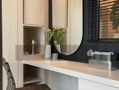 Life One Wireless, Bangkok, Thailand Life One Wireless, Bangkok, Thailand