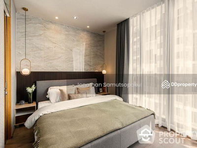 Park Origin Phrom Phong, Bangkok, Thailand Park Origin Phrom Phong, Bangkok, Thailand