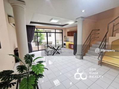 Moo Baan Chicha Castle, Bangkok, Thailand Moo Baan Chicha Castle, Bangkok, Thailand