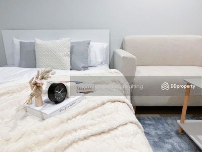 Metro Sky Wutthakat, Bangkok, Thailand Metro Sky Wutthakat, Bangkok, Thailand