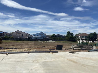 Bang Bua Thong 11110, Nonthaburi, Thailand Bang Bua Thong 11110, Nonthaburi, Thailand