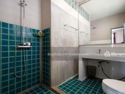 10110, Bangkok, Thailand 10110, Bangkok, Thailand