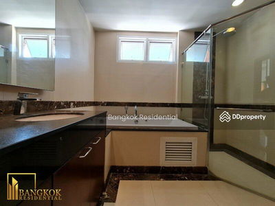 Piyathip Place, Bangkok, Thailand Piyathip Place, Bangkok, Thailand