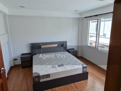 House for rent 3 floors At Sukhumvit 71 (SPSAM 71), Bangkok, Thailand House for rent 3 floors At Sukhumvit 71 (SPSAM 71), Bangkok, Thailand