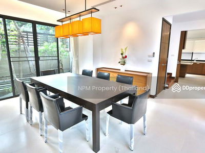 Willow 49, Bangkok, Thailand Willow 49, Bangkok, Thailand