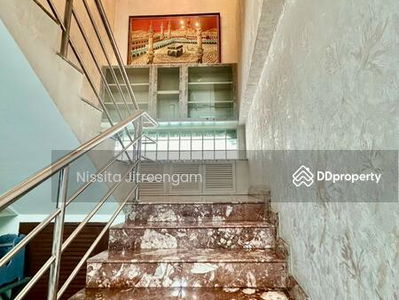 2-story detached house, Ling Chan location, 6 bedrooms, 4 bathrooms, area 120 sq m. DBH-R028, Bangkok., Thailand 2-story detached house, Ling Chan location, 6 bedrooms, 4 bathrooms, area 120 sq m. DBH-R028, Bangkok., Thailand