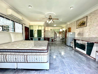 2-story detached house, Ling Chan location, 6 bedrooms, 4 bathrooms, area 120 sq m. DBH-R028, Bangkok., Thailand 2-story detached house, Ling Chan location, 6 bedrooms, 4 bathrooms, area 120 sq m. DBH-R028, Bangkok., Thailand