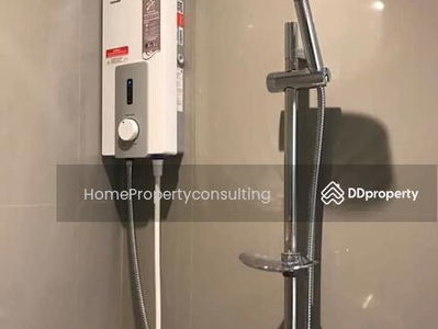 Whizdom Station Ratchada-Thapra, Bangkok, Thailand Whizdom Station Ratchada-Thapra, Bangkok, Thailand