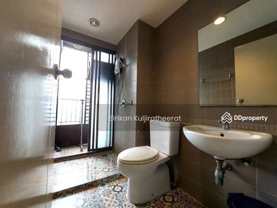 Fuse Mobius Ramkhamhaeng Klongton, Bangkok, Thailand Fuse Mobius Ramkhamhaeng Klongton, Bangkok, Thailand