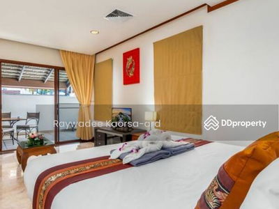 Surin Sabai, Phuket, Thailand Surin Sabai, Phuket, Thailand