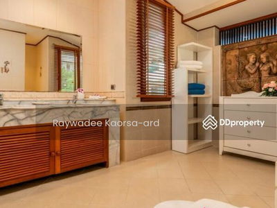 Surin Sabai, Phuket, Thailand Surin Sabai, Phuket, Thailand