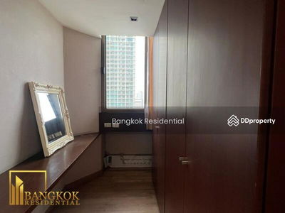 Supalai Place Sukhumvit 39, Bangkok, Thailand Supalai Place Sukhumvit 39, Bangkok, Thailand