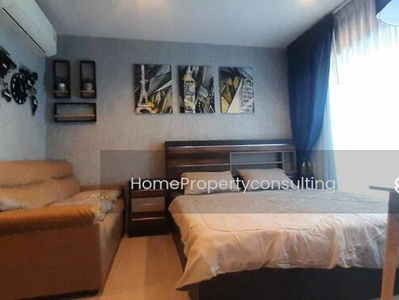 Life Asoke-Rama 9, Bangkok, Thailand Life Asoke-Rama 9, Bangkok, Thailand