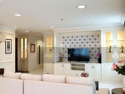 Piyathip Place, Bangkok, Thailand Piyathip Place, Bangkok, Thailand