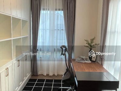 Nantawan Rama 9 New Krungthepkreetha, Bangkok, Thailand Nantawan Rama 9 New Krungthepkreetha, Bangkok, Thailand