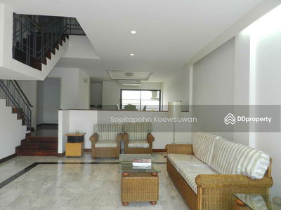 10110, Bangkok, Thailand 10110, Bangkok, Thailand