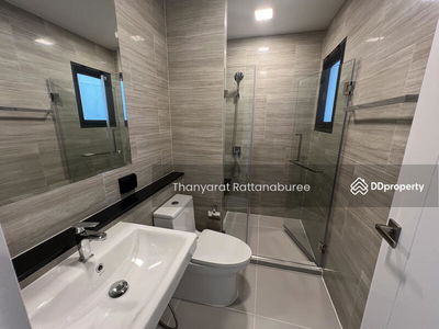 GRAND BRITANIA BANGNA KM.12, Samut Prakan, Thailand GRAND BRITANIA BANGNA KM.12, Samut Prakan, Thailand