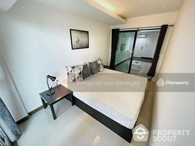 Waterford Sukhumvit 50 condominium, Bangkok, Thailand Waterford Sukhumvit 50 condominium, Bangkok, Thailand