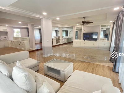 Ladawan Srinakarin, Samut Prakan, Thailand Ladawan Srinakarin, Samut Prakan, Thailand