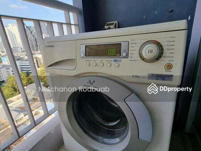 Life @ Sathorn 10, Bangkok, Thailand Life @ Sathorn 10, Bangkok, Thailand