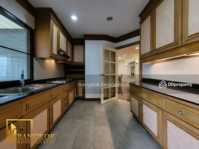 City Lakes Tower, Bangkok, Thailand City Lakes Tower, Bangkok, Thailand