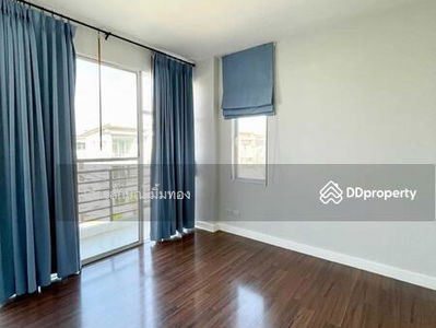 Town Avenue Rama 9, Bangkok, Thailand Town Avenue Rama 9, Bangkok, Thailand