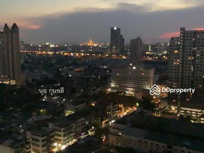 The Line Phahon-Pradipat, Bangkok, Thailand The Line Phahon-Pradipat, Bangkok, Thailand