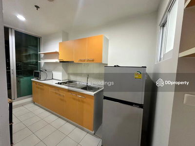 Life @ Sukhumvit 65, Bangkok, Thailand Life @ Sukhumvit 65, Bangkok, Thailand