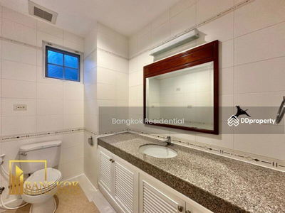 House in Compound, Bangkok, Thailand House in Compound, Bangkok, Thailand