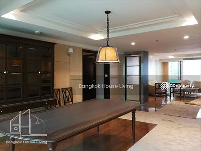 Insaf Tower, Bangkok, Thailand Insaf Tower, Bangkok, Thailand