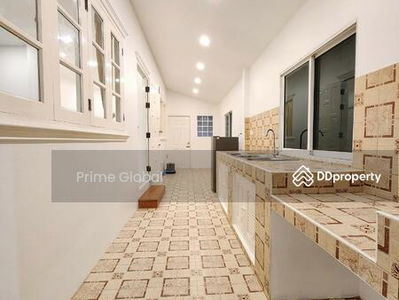 Phuket City home, Phuket, Thailand Phuket City home, Phuket, Thailand