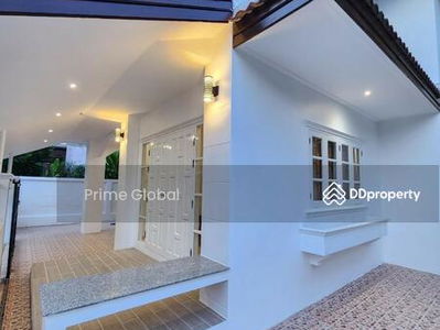 Phuket City home, Phuket, Thailand Phuket City home, Phuket, Thailand