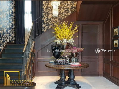 House in Compound, Bangkok, Thailand House in Compound, Bangkok, Thailand