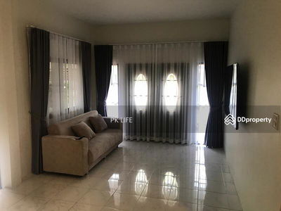 Housing in Ban Ratsada, Thailand Housing in Ban Ratsada, Thailand