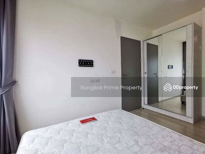 Life Ratchadapisek, Bangkok, Thailand Life Ratchadapisek, Bangkok, Thailand