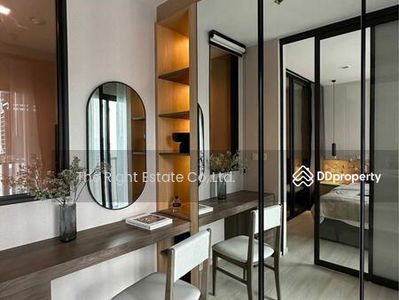 Life One Wireless, Bangkok, Thailand Life One Wireless, Bangkok, Thailand