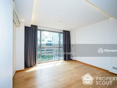 Via BOTANI, Bangkok, Thailand Via BOTANI, Bangkok, Thailand