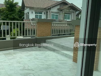 House in Compound, Samut Prakan, Thailand House in Compound, Samut Prakan, Thailand