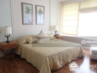 Langsuan Ville, Bangkok, Thailand Langsuan Ville, Bangkok, Thailand