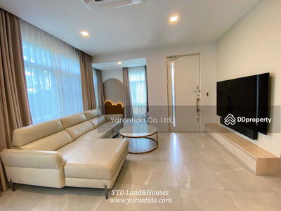 Mantana Bangna-Wongwaen, Bangkok, Thailand Mantana Bangna-Wongwaen, Bangkok, Thailand