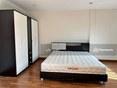 Townhome for rent Palm Hill Tiger Zoo, Sriracha, good location next to the road, Chon Buri, Thailand Townhome for rent Palm Hill Tiger Zoo, Sriracha, good location next to the road, Chon Buri, Thailand