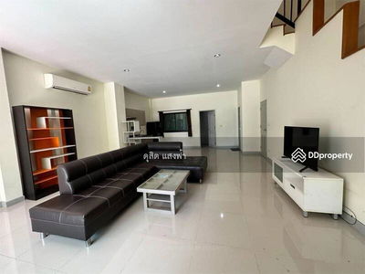 Townhome for rent Palm Hill Tiger Zoo, Sriracha, good location next to the road, Chon Buri, Thailand Townhome for rent Palm Hill Tiger Zoo, Sriracha, good location next to the road, Chon Buri, Thailand