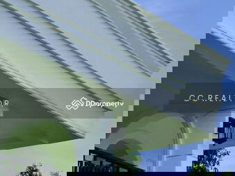 Panya Village Pattanakarn, Bangkok, Thailand Panya Village Pattanakarn, Bangkok, Thailand