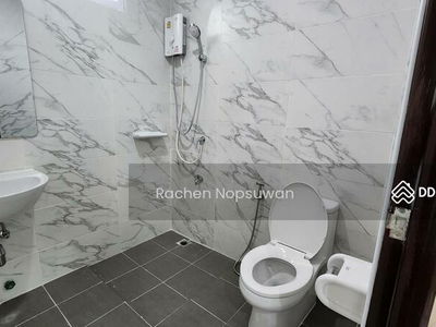 Prao Satjakul, Songkhla, Thailand Prao Satjakul, Songkhla, Thailand